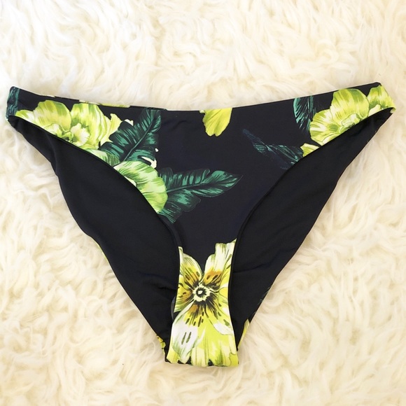 TiniBikini Other - NWOT TiniBikini palm leaf cheeky bikini bottom